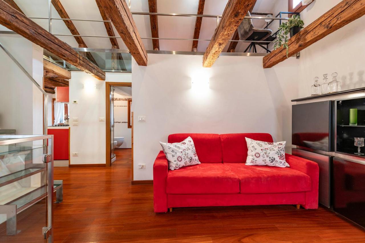 Glass House - Loft 2 Minutes To Rialto Bridge & View Veneza Exterior foto